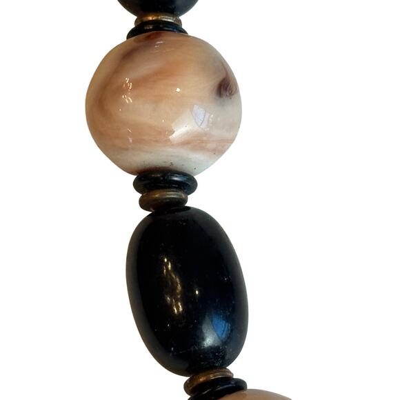 Pauline Rader Vintage Beaded Necklace Black Cream Marbled 32” Signed Statement - Picture 7 of 11